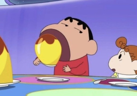 ???: 봉미선씨 케이크엔 딸기 자국만 있고 짱구 케이크에 딸기 두 개 있는거... | 인스티즈