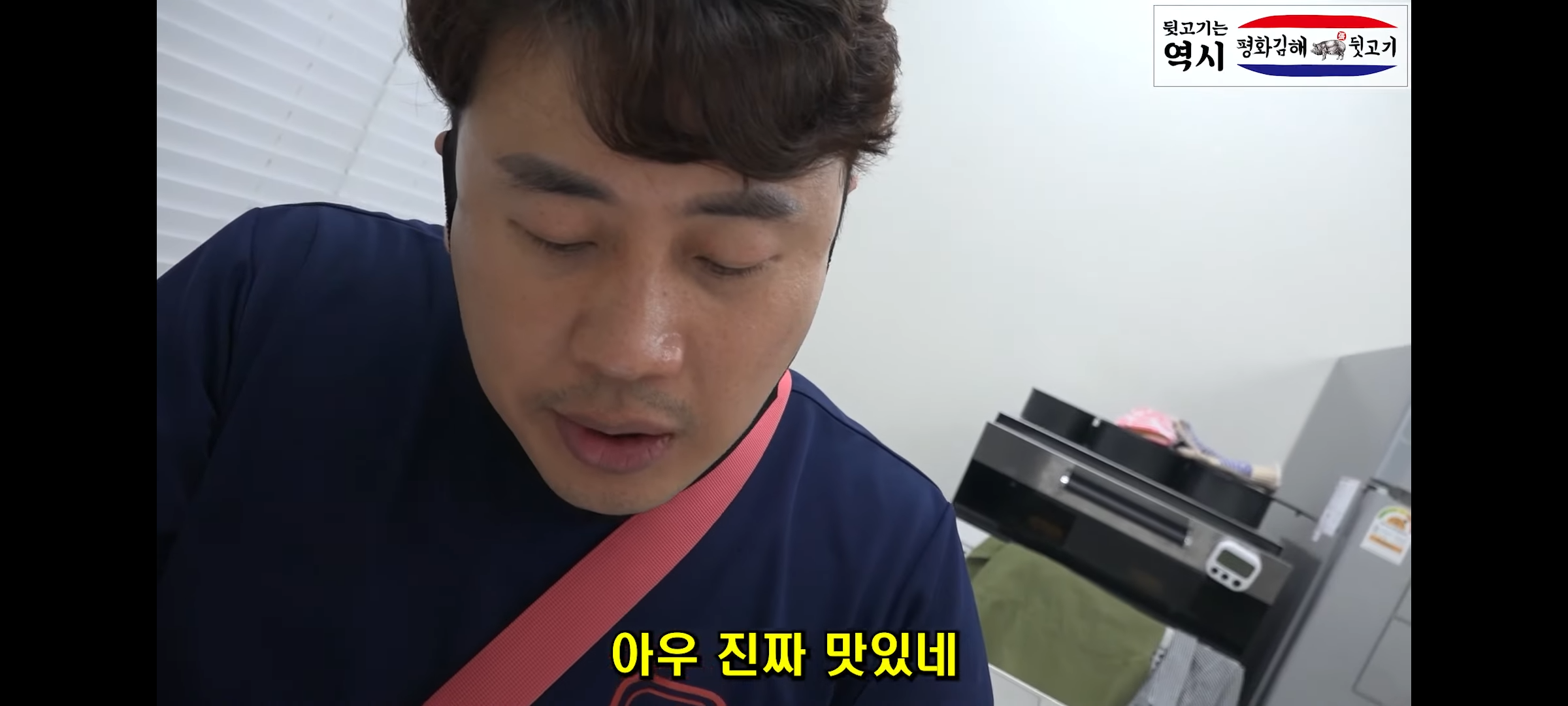 결혼한지 4개월 만에 이혼 후 가게에서 먹고 자며 애기랑 생활하는 모녀 | 인스티즈