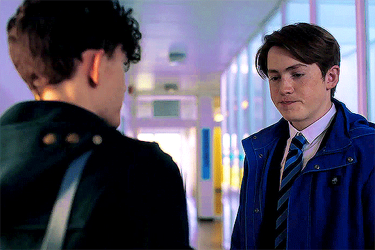 저는 잘나가는 럭비팀 에이스인데요 요즘 범생이 게이 친구가 자꾸 신경쓰여요ㅠㅠ 어떡하죠? | 인스티즈