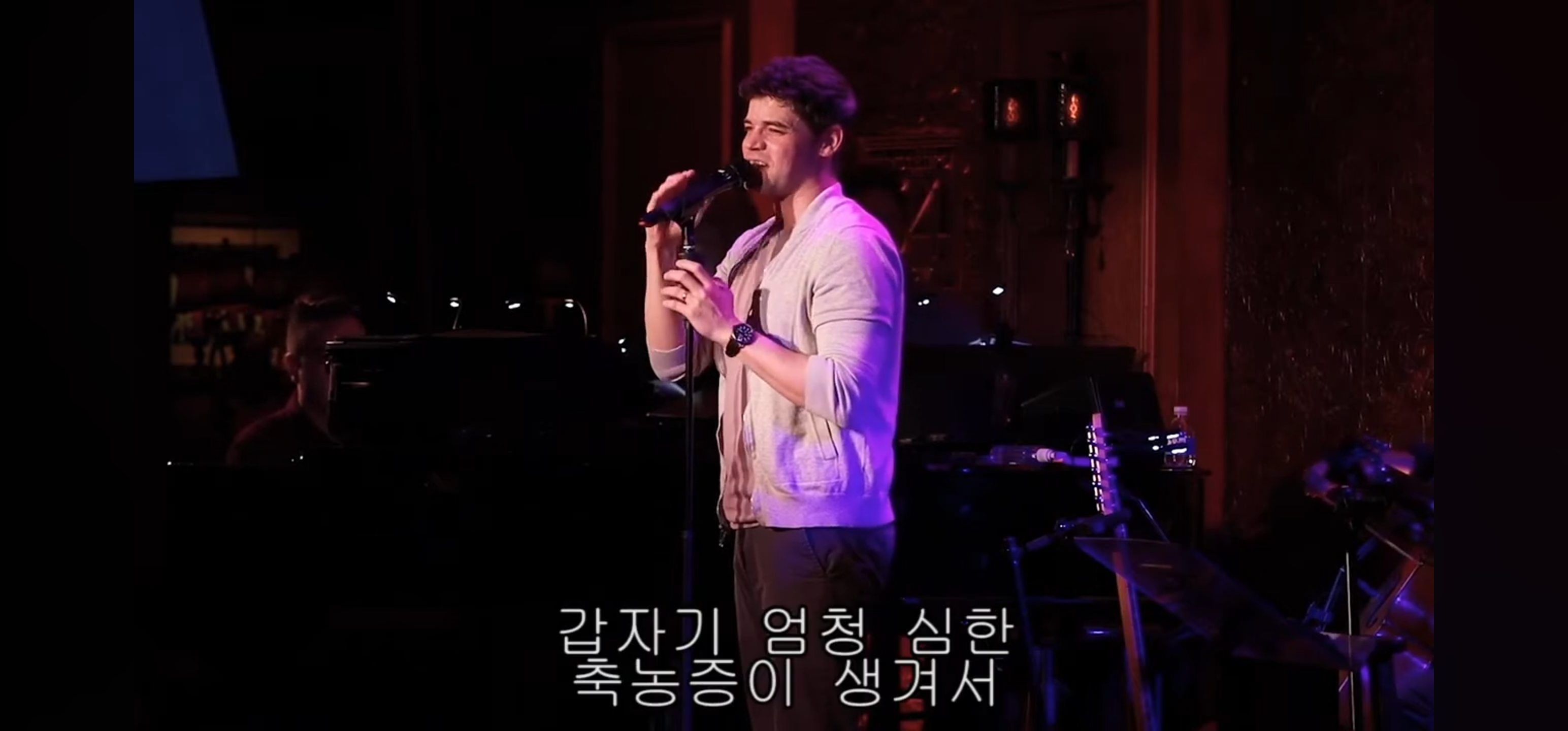 이제 와서 말하지만 휴 잭맨, 잭 에프론 대신 위대한 쇼맨이란 영화를 세상에 나온 게 한 건 나야! 그게 무슨 소리냐고?.jpg | 인스티즈