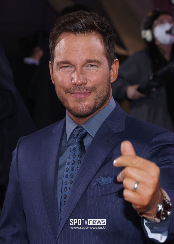 거만한 k-배우들은 k-하트를 무시하지 마라.jpg | 인스티즈