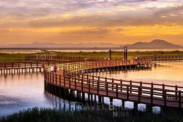 한국에서 가장 유니크한 분위기를 가지고 있는 해수욕장.jpg | 인스티즈