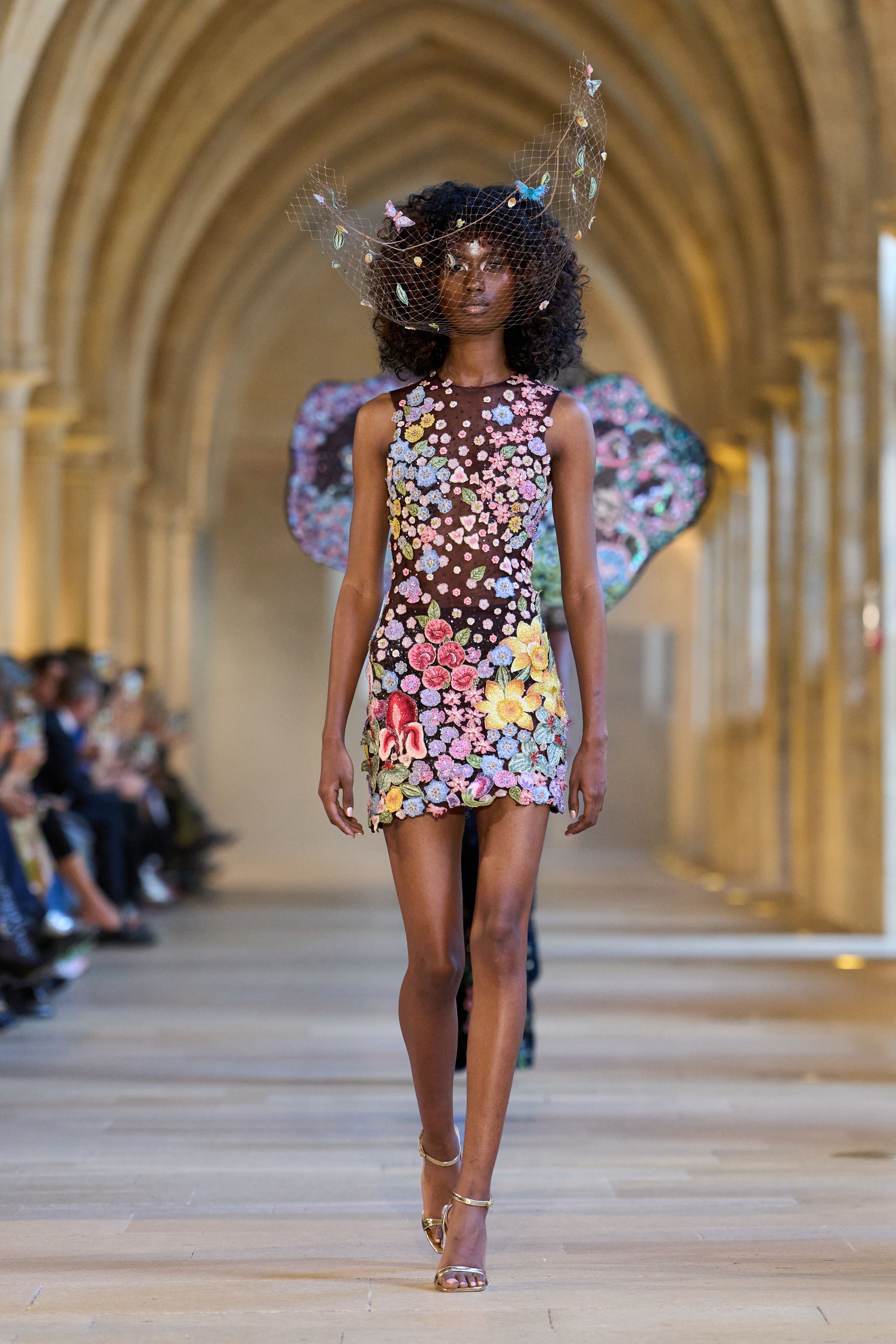 사랑의 과정을 표현했다는 인도 디자이너 신상 드레스 | 인스티즈