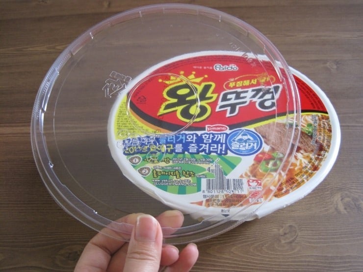 팔도 왕뚜껑 매출 절반이 날아갔던 사건 | 인스티즈