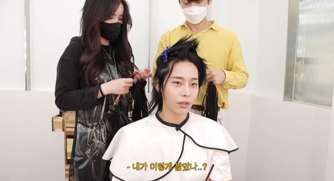 일주일 간 장발로 머리 붙이기 챌린지 한 남자 유투버(+두 번째 도전) | 인스티즈
