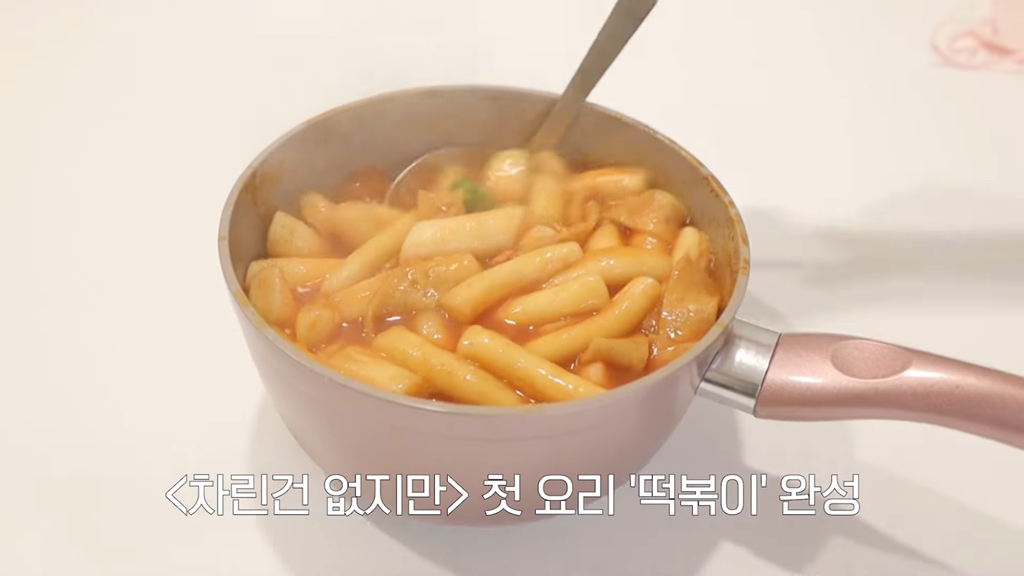 최근 스탭 폰에 있는 앨범을 보다가 충격받았다는 헤이즈 | 인스티즈