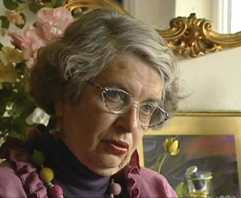 미남을 훈련시켜 간첩으로 보냈다고? (로미오 공작) | 인스티즈