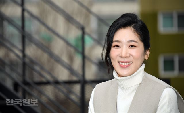 요새 가장 핫한 드라마 이상한 변호사 우영우와 안나 세계관의 중심... | 인스티즈