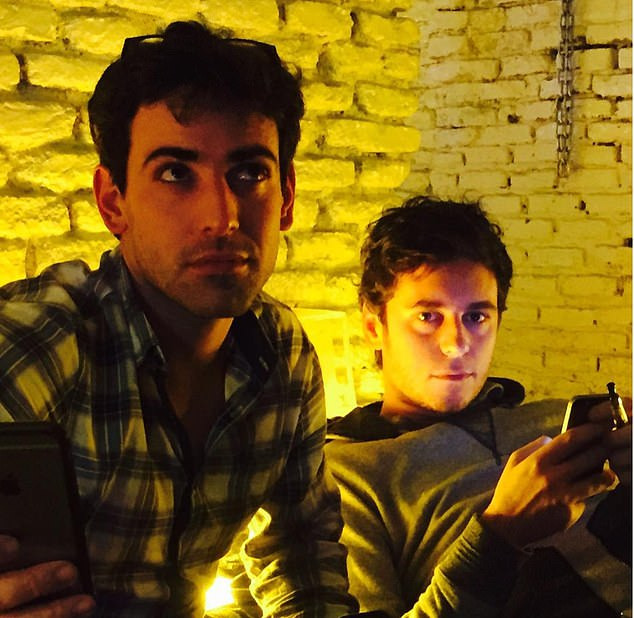 넷플릭스, 헐리우드 저리가라인 프랑스 정치계 커플.jpg | 인스티즈