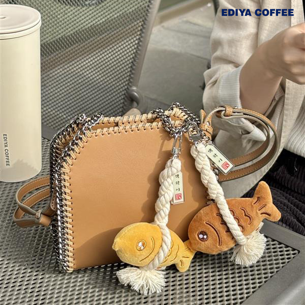 12/22 부터 판매 시작한다는 이디야 붕어빵 액막이 키링 | 인스티즈