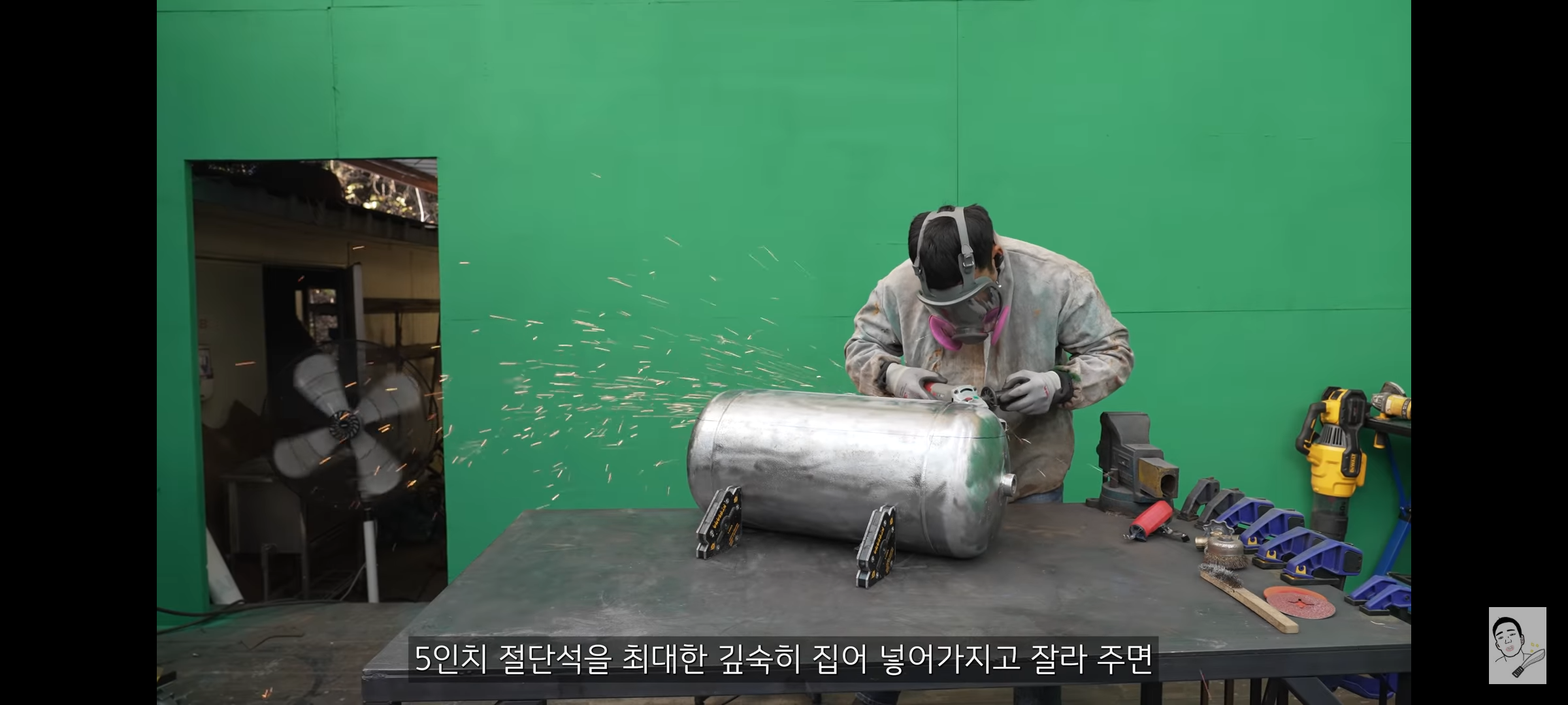 버려진 가스통으로 스팀펑크 어항 만들기 | 인스티즈