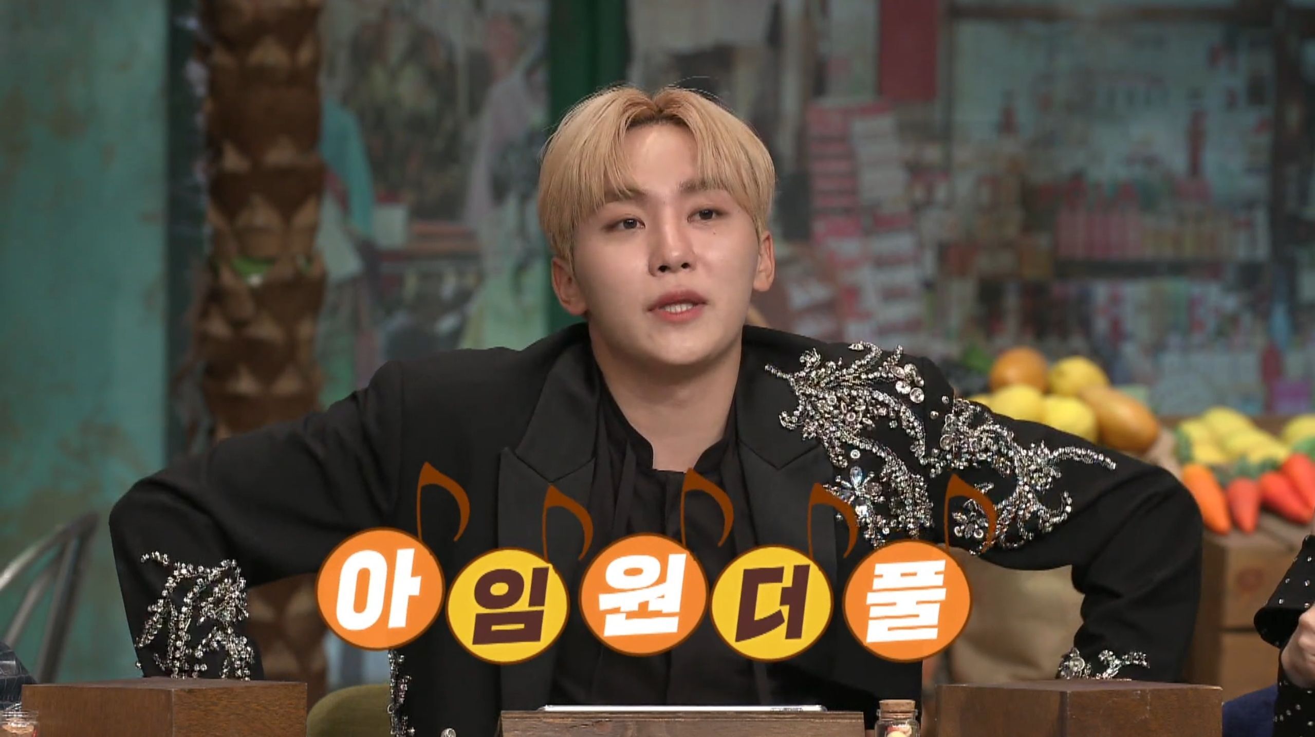 아이돌들에게 아이돌 노래 받아쓰기를 시키면 안 되는 이유.jpg (티빙 놀토 스핀오프 아받대 첫 공개) | 인스티즈