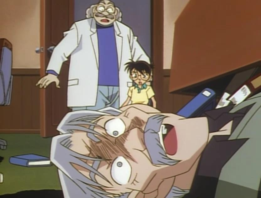 [명탐정코난] 검은 조직에서 온 여자와 대학교수 살인 사건 (전편) - 完 - | 인스티즈