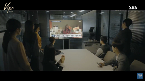 명품 트렁크쇼를 위해 사채 5억 쓴 스타 유튜버 | 인스티즈