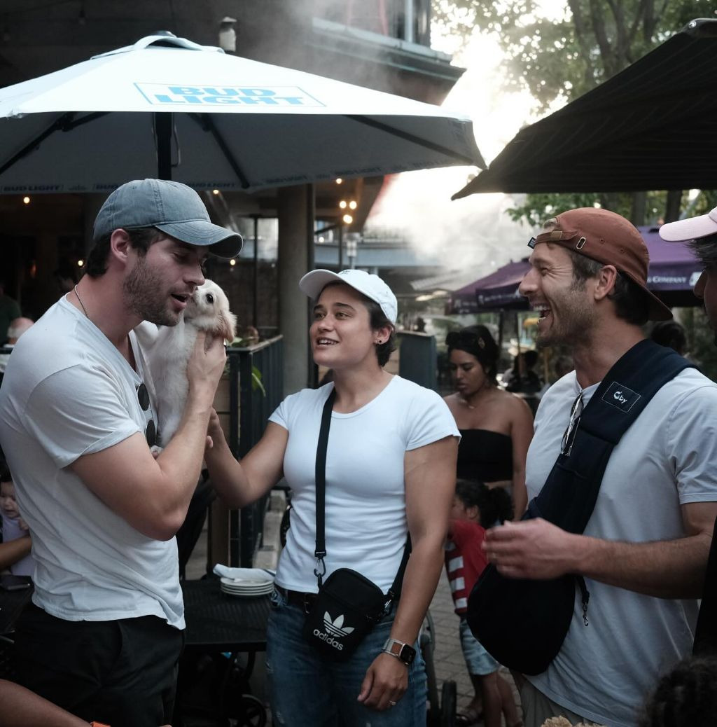 동물 구호 단체에서 유기견 입양한 행맨 | 인스티즈