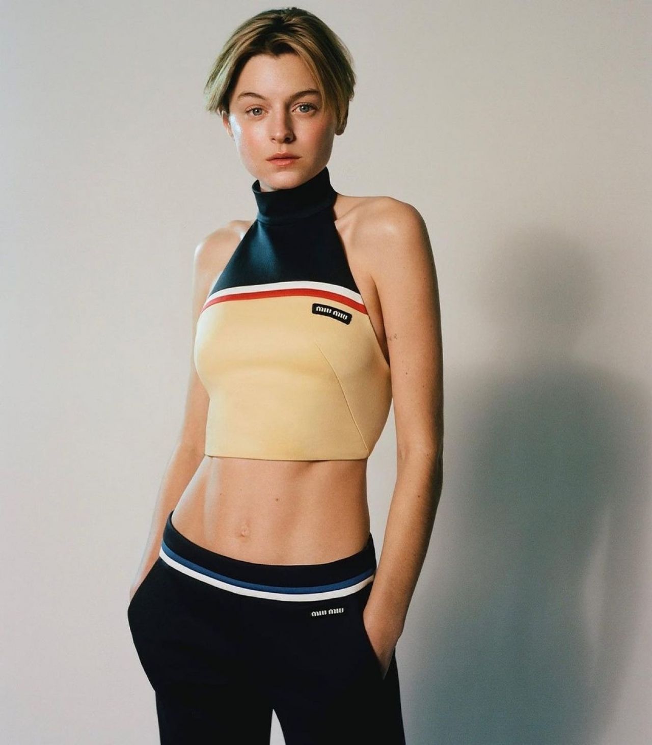 5년째 꾸준히 미우미우의 얼굴로 활동하고 있는 배우 | 인스티즈