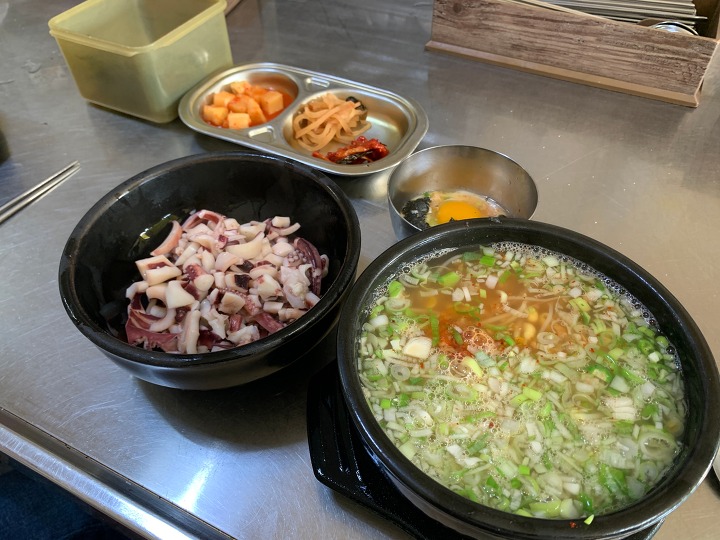 전주 콩나물국밥 맛집.jpg - 악플달면 쩌리쩌려버려 - ＊여성시대＊ 차분한 20대들의 알흠다운 공간 전주 콩나물국밥 맛집.jpg