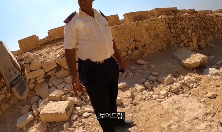 악명 높은 이집트에서 유일하게 웃으면서 여행한 유튜버��🇬 | 인스티즈