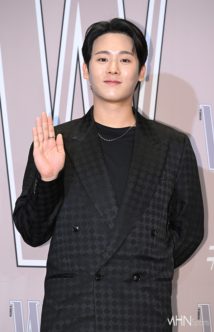 오늘자 W코리아 행사에 참여한 남배우 모음.jpg | 인스티즈