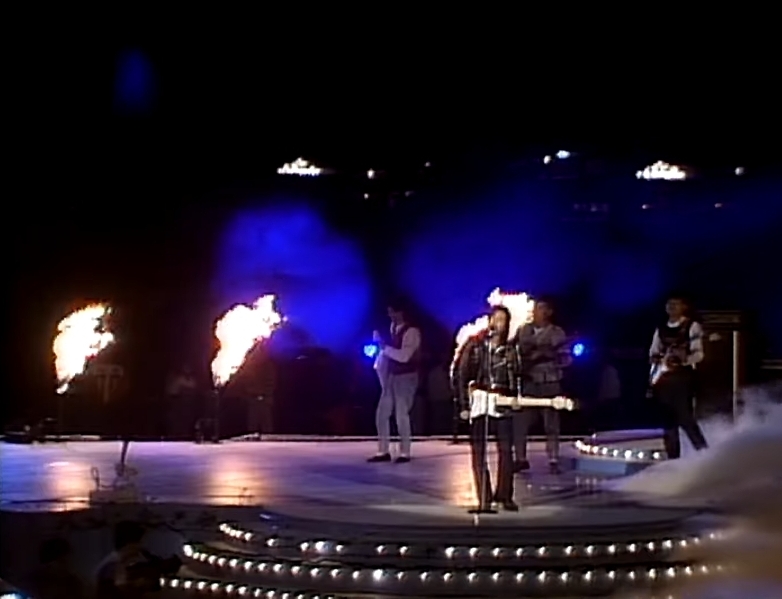 슬픈 비하인드가 있는 노래들 (대답없는 너, 서시) | 인스티즈