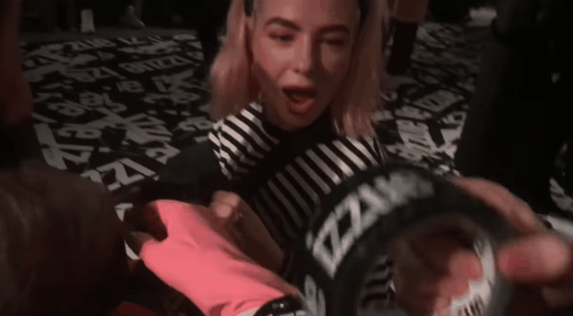 친구 이 입히고 모델데뷔시키기 | 인스티즈