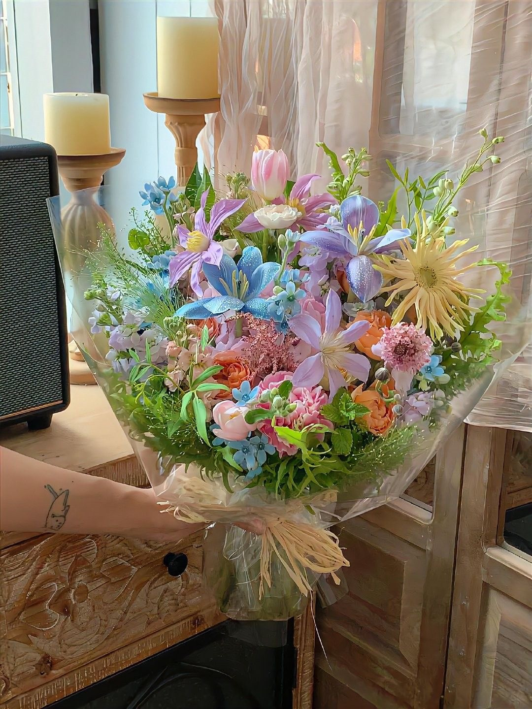 🙋: 싼티 안 나는 걸로 주세요... 주문하신 꽃다발 나왔습니다 💐🪻 | 인스티즈