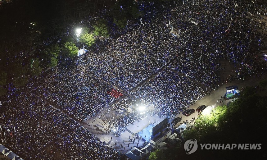 세 후보 파이널 유세 현장 인파 비교 | 인스티즈