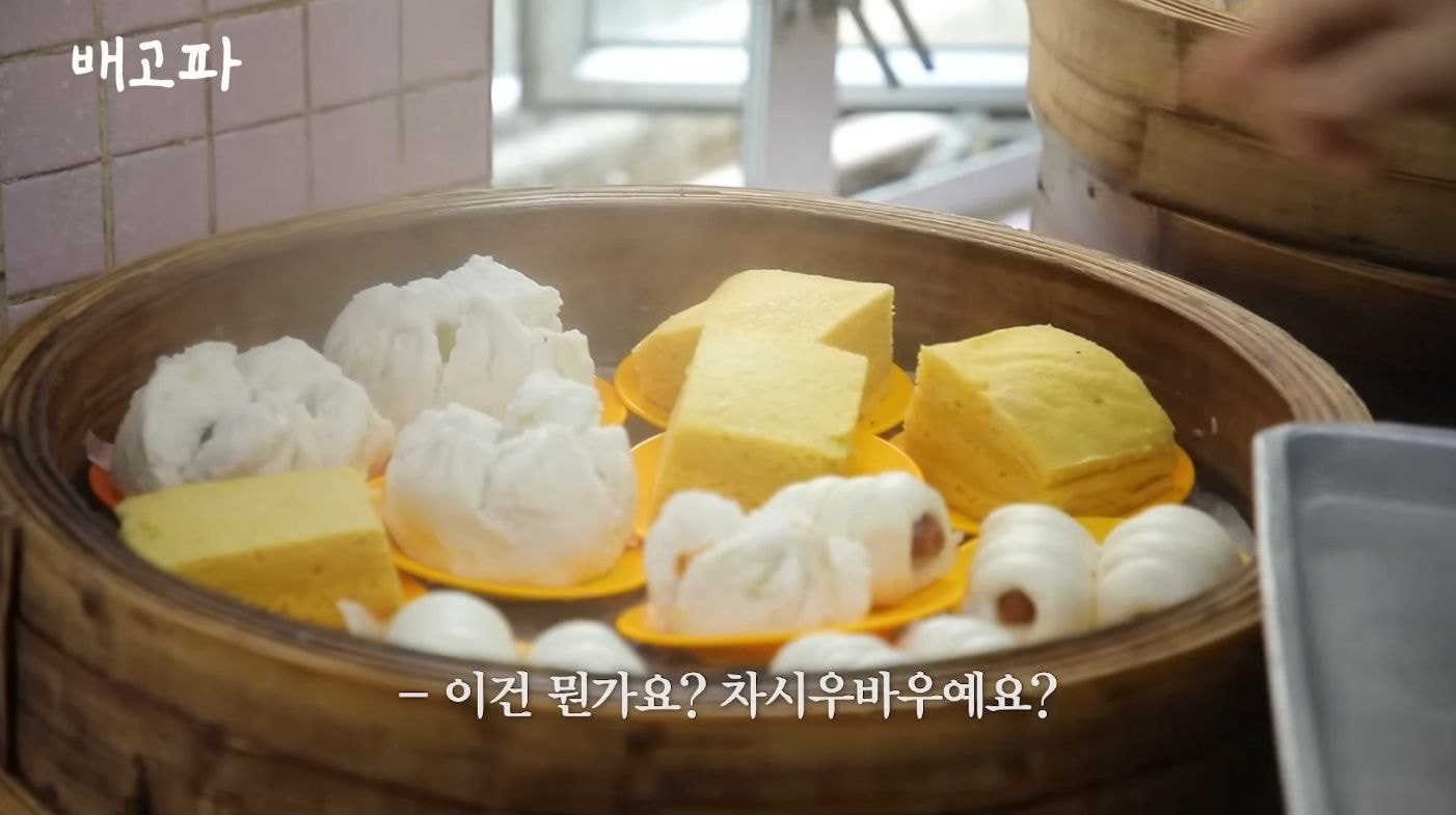 백종원 해외먹방이라길래 스푸파인가 했는데 직원들 배터지게 하는 컨텐츠였던거임.jpg | 인스티즈