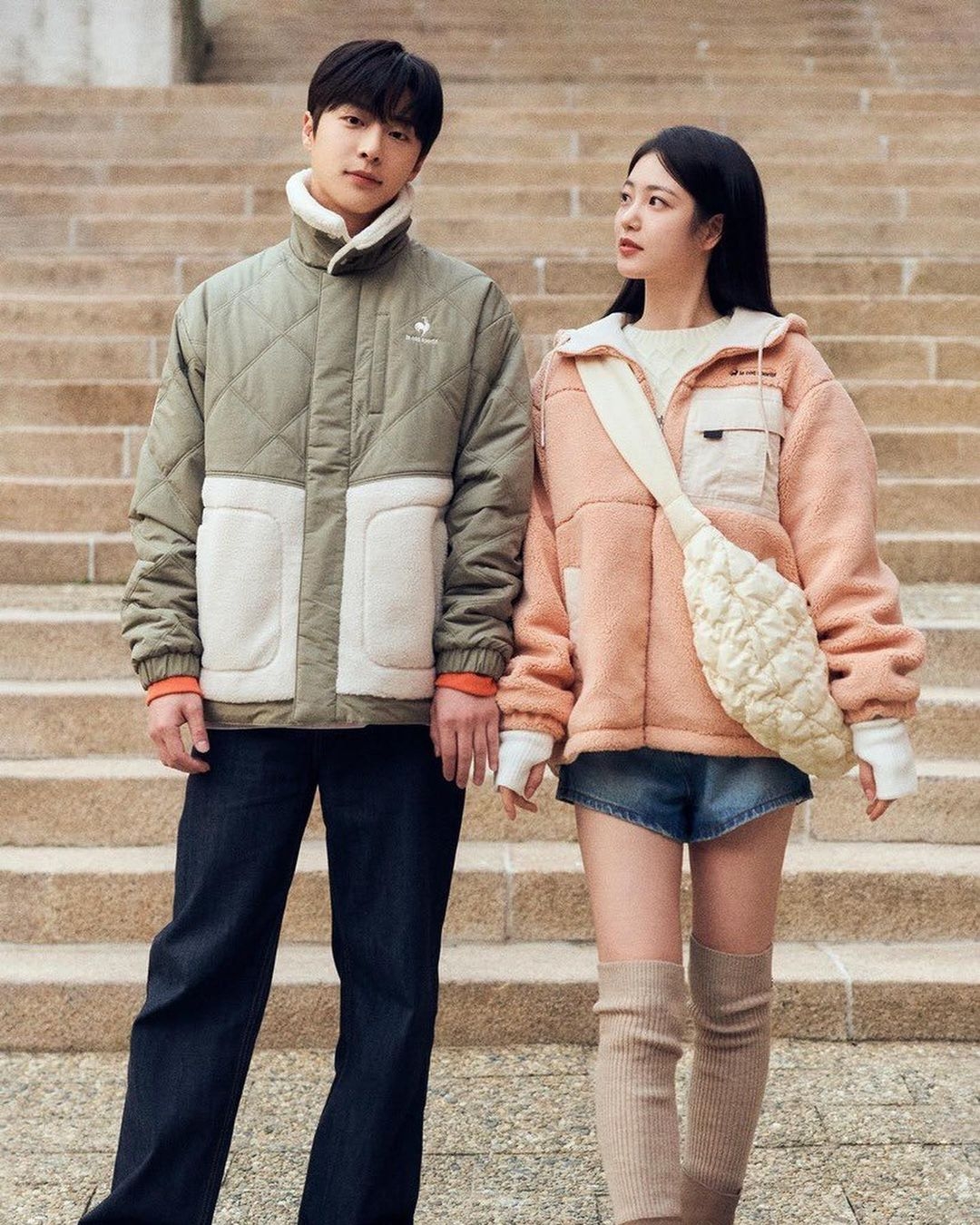 배인혁이 올린 신예은과 르꼬끄 커플 화보 | 인스티즈