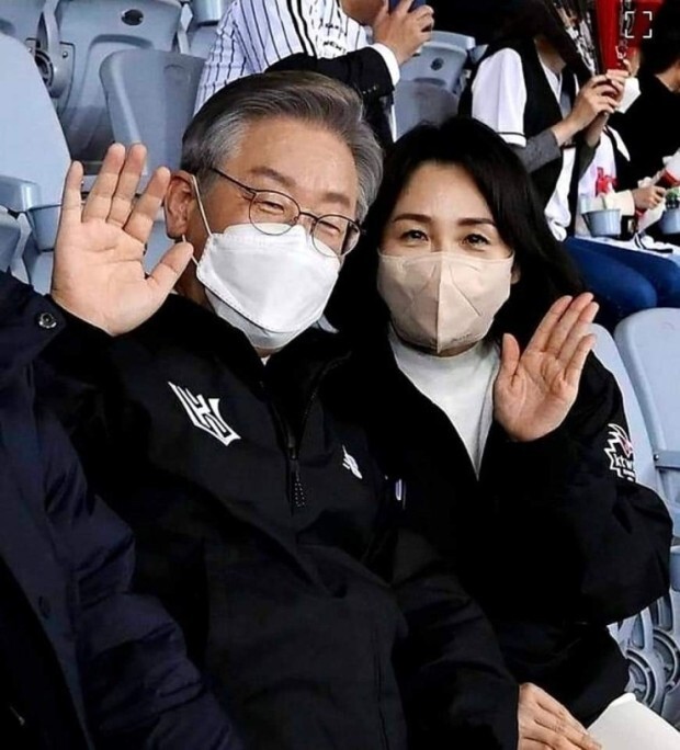 이재명과 김혜경 여사님 사진 모음.jpg | 인스티즈