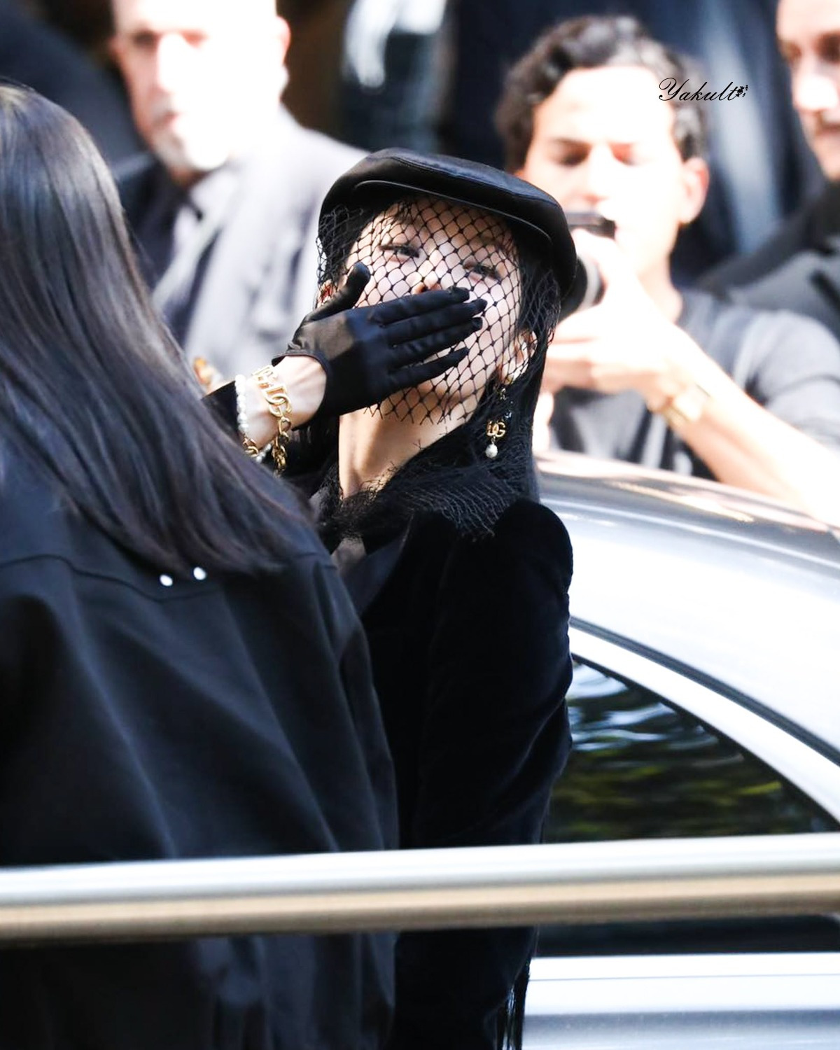 현재 반응 좋은 밀라노 돌체앤가바나쇼에 참석한 ITZY 예지 | 인스티즈