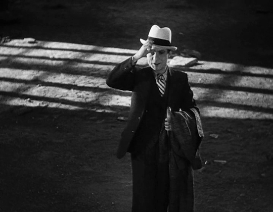 상사가 드라큘라인데 이제 제발 퇴사 하고 싶습니다..gif | 인스티즈