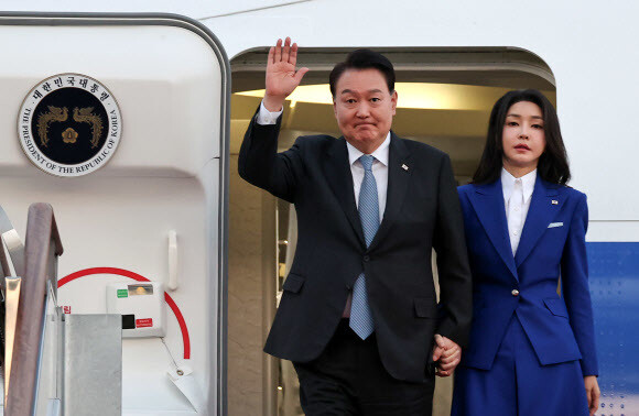 매달 순방 떠나는 윤 대통령 부부…11~12월엔 영국·네덜란드 | 인스티즈