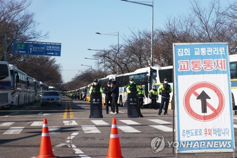 이준석"文, 집무실 옮겼다면 秋아닌 尹 옳았다는 걸 알았을 이제 출퇴근 시간에 용산에서 보게될 장면것…웬 이전시비" | 인스티즈