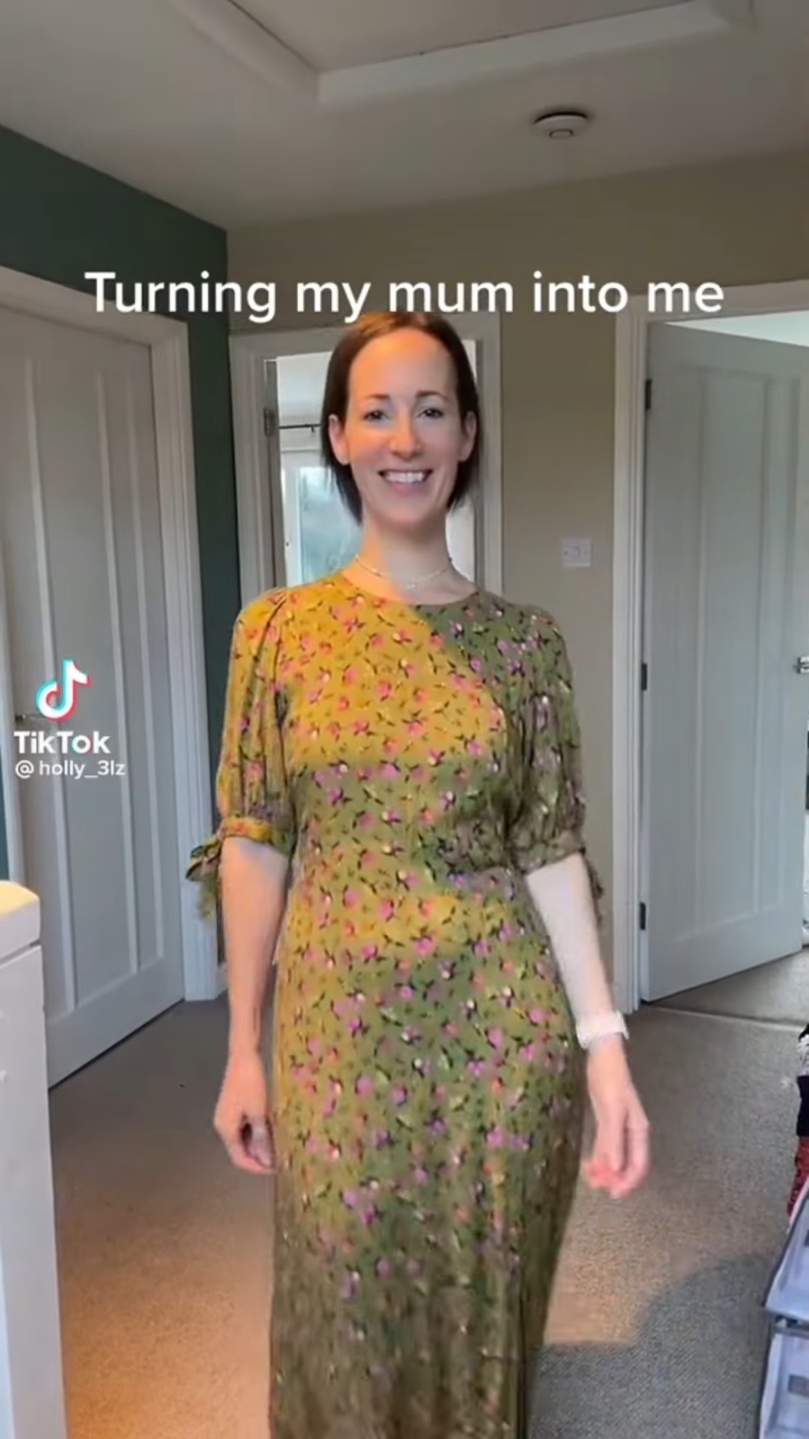 [틱톡] 외국 딸랑구들의 우리 엄마 ��‍👧나처럼 옷 입히기 👗 | 인스티즈