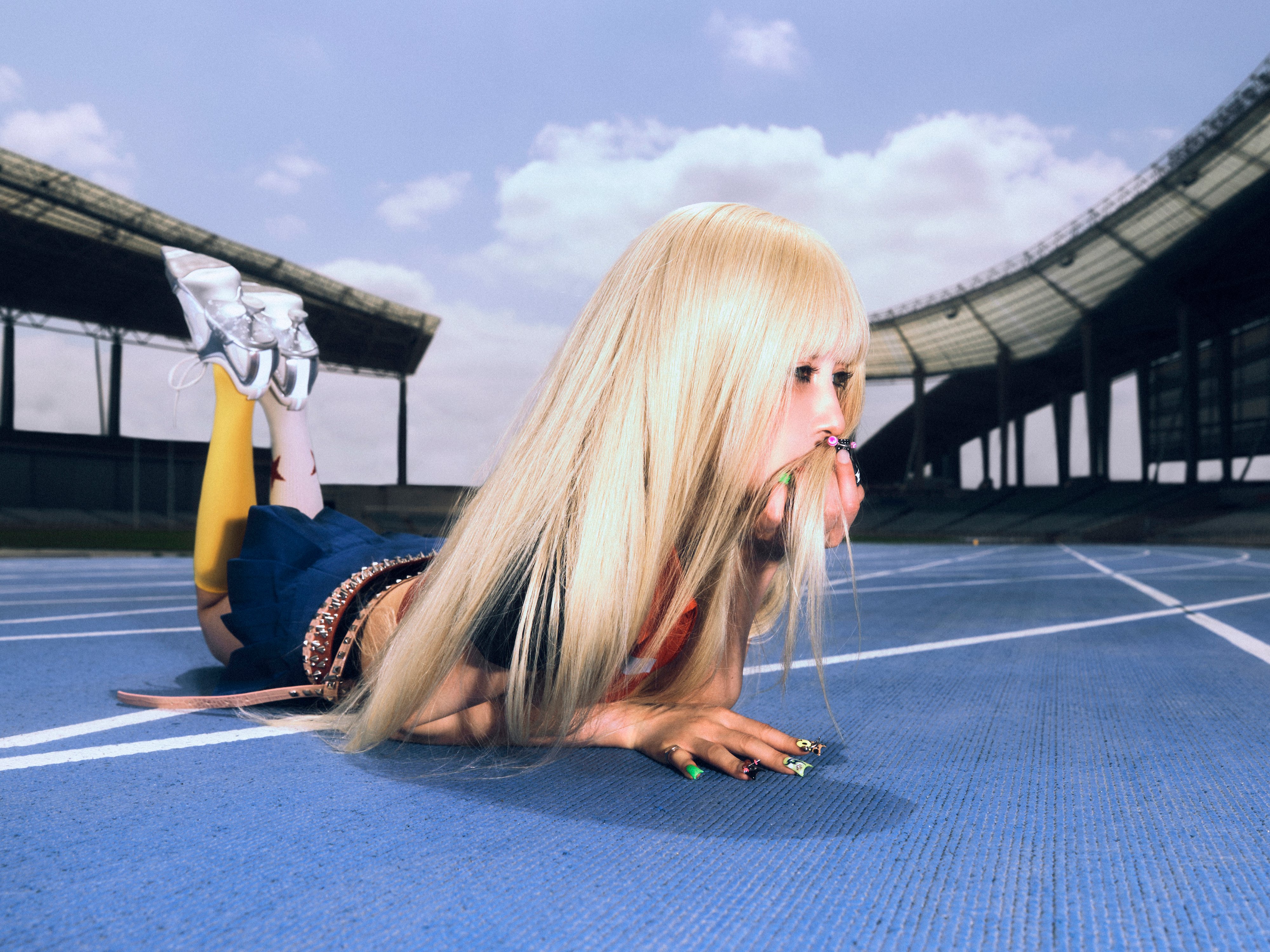 스엠이 니들 취향 몰라서 다 시도해봤어 라고 말하는거 같은 보아 정규 11집 컨셉.jpgif | 인스티즈