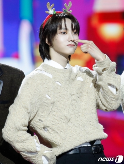 25일,가요대전 레드카펫 보이그룹들 | 인스티즈