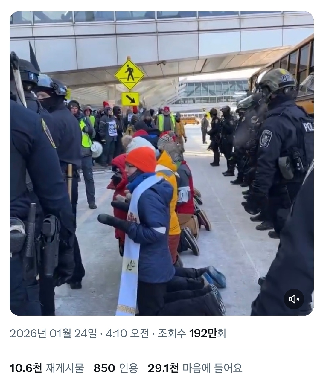 심하게 과거로 퇴행하다 못해 박해받는 성직자들까지 나온 오늘자 미국.twt | 인스티즈