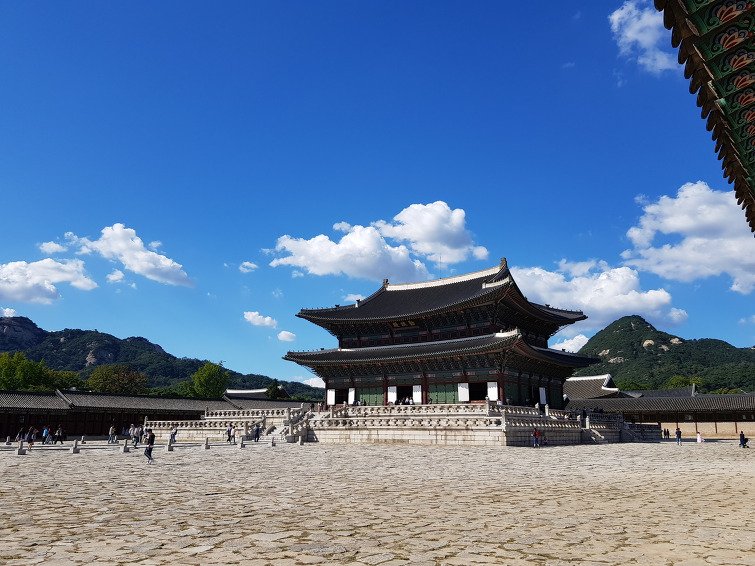 한국 특유의 건축미가 돋보이는 궁궐건축들 - 악플달면 쩌리쩌려버려 - ＊여성시대＊ 차분한 20대들의 알흠다운 공간