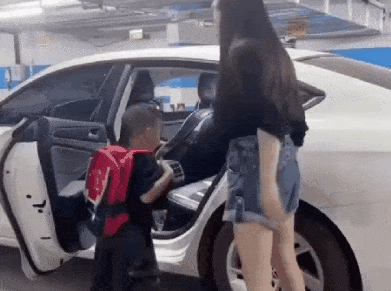 남동생을 둔 들이 배워야할 자세.gif | 인스티즈