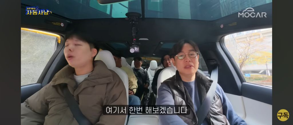 인간 운전자도 맨날 긁는 헬난이도 FSD 자율주행으로 주차해보기 | 인스티즈