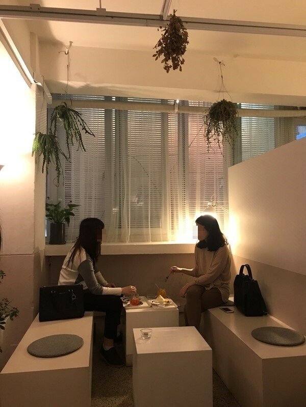 인스타 감성 카페들 특징 중에 제일 짜증나는 것 | 인스티즈