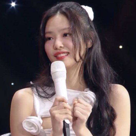 이효리 앞에서 소녀팬 된 블랙핑크 제니.twt | 인스티즈