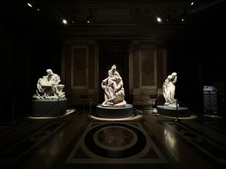 미켈란젤로의 세개의 피에타 | 인스티즈