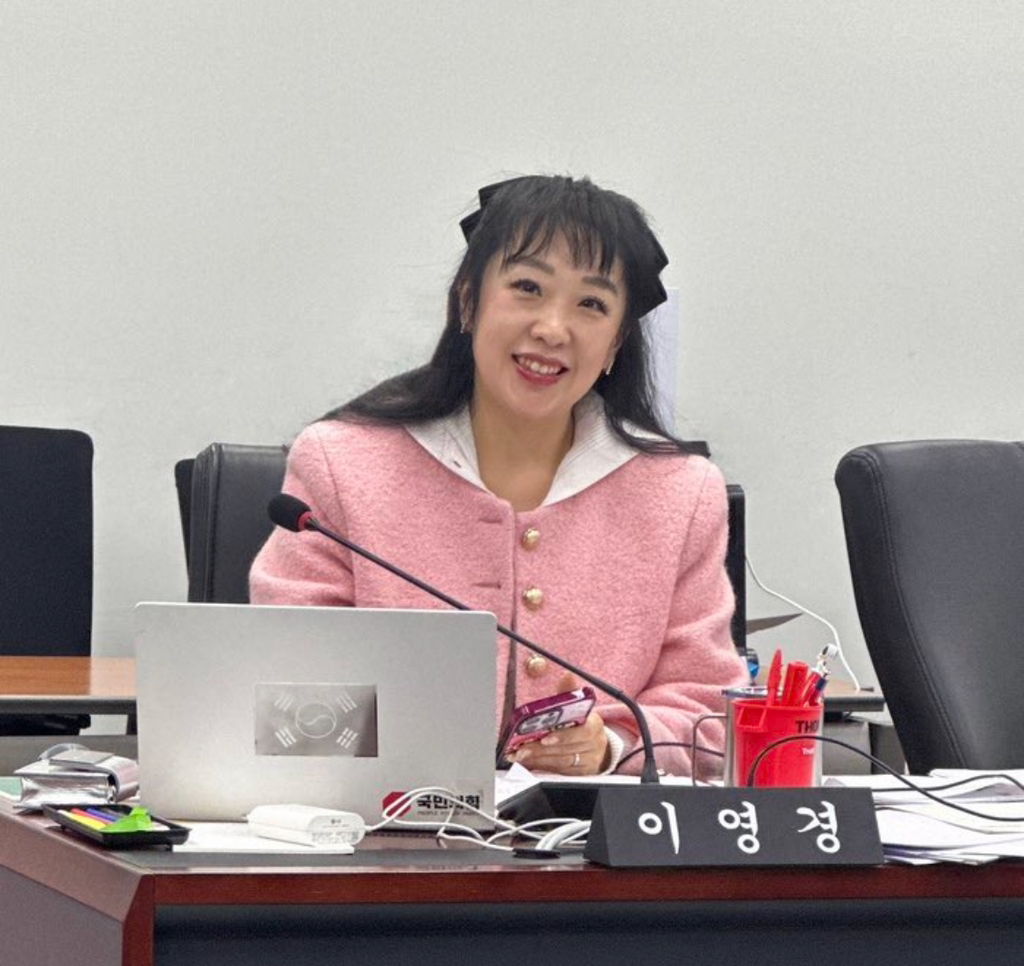 분당 서현초 학폭 (수개월 동안 가해자 5명이 여학생 1명에게 신체적 폭력과 물건 강탈, 과자에 모래섞어 억지로 먹임) | 인스티즈