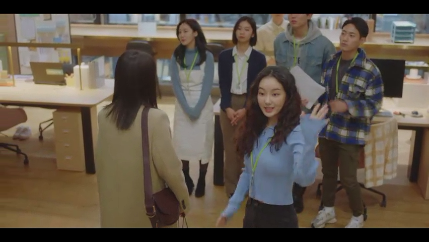 홧김에 회사를 그만두고 프리랜서로 일하게 됐는데요.. 남자 둘이랑 엮이게 생겼어요.. | 인스티즈