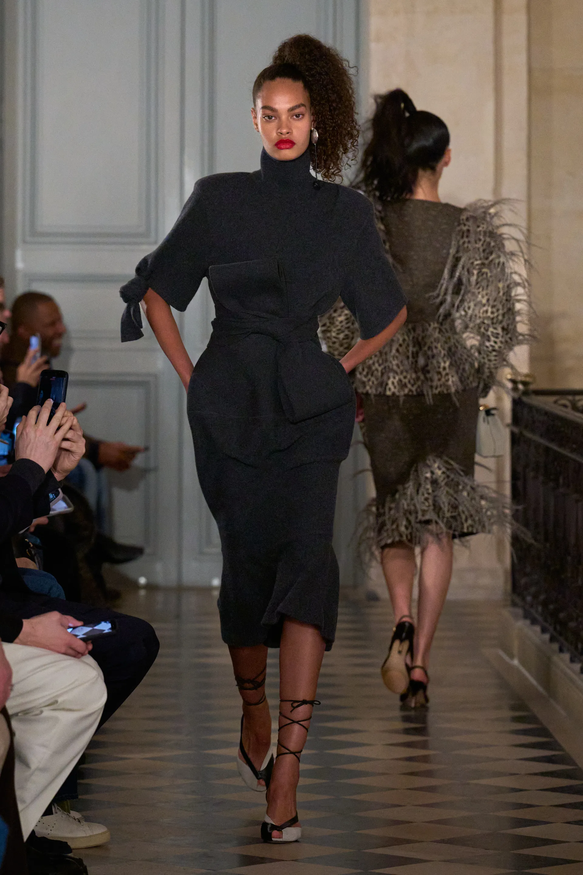 피카소에게 바쳤다는 쟈크뮈스 신상 제품들 | 인스티즈