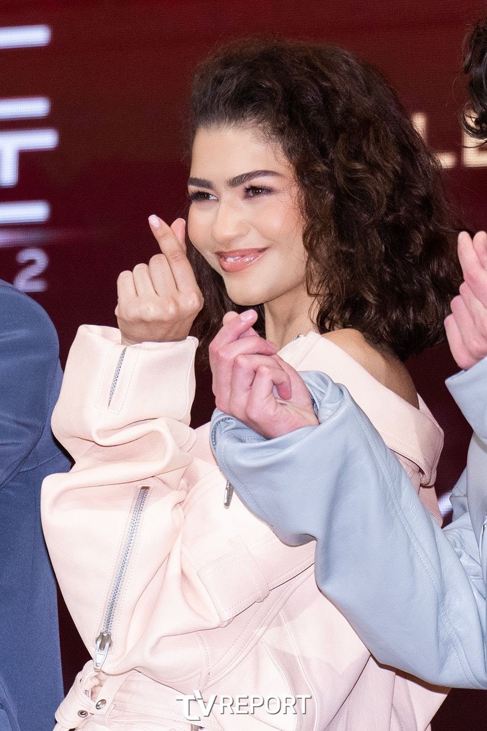 거만한 k-배우들은 k-하트를 무시하지 마라.jpg | 인스티즈