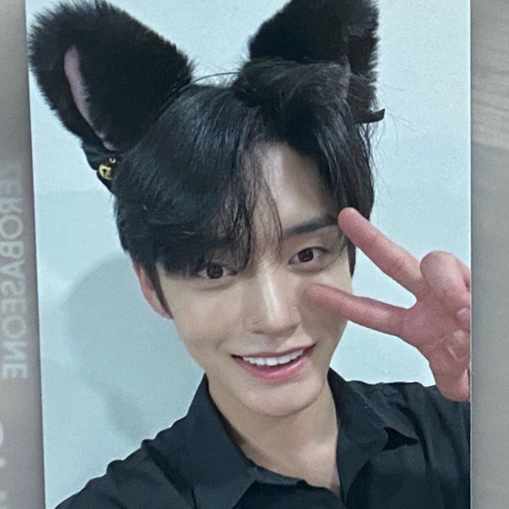 아이돌 데뷔전후로 추구미 확바뀐 어떤남돌 | 인스티즈