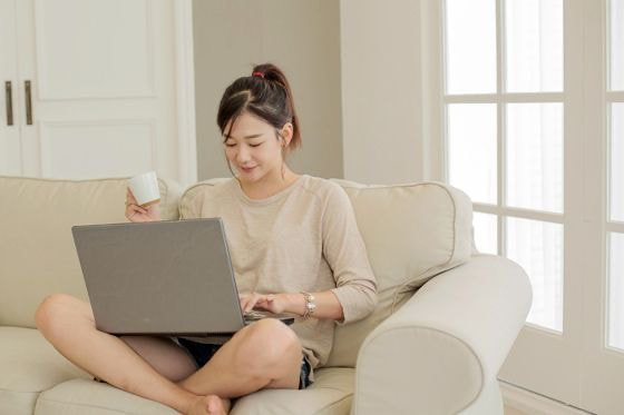 맨날 북마크만 하고 까먹지 않았으면 하는 관절 다 고장나는 최악의 자세들.jpg | 인스티즈